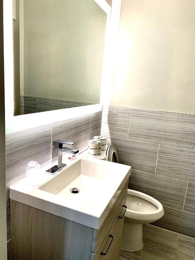 West Nyack Tappan Zee Hotel المظهر الخارجي الصورة